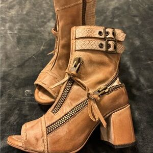 Freebird Zombie 🦄